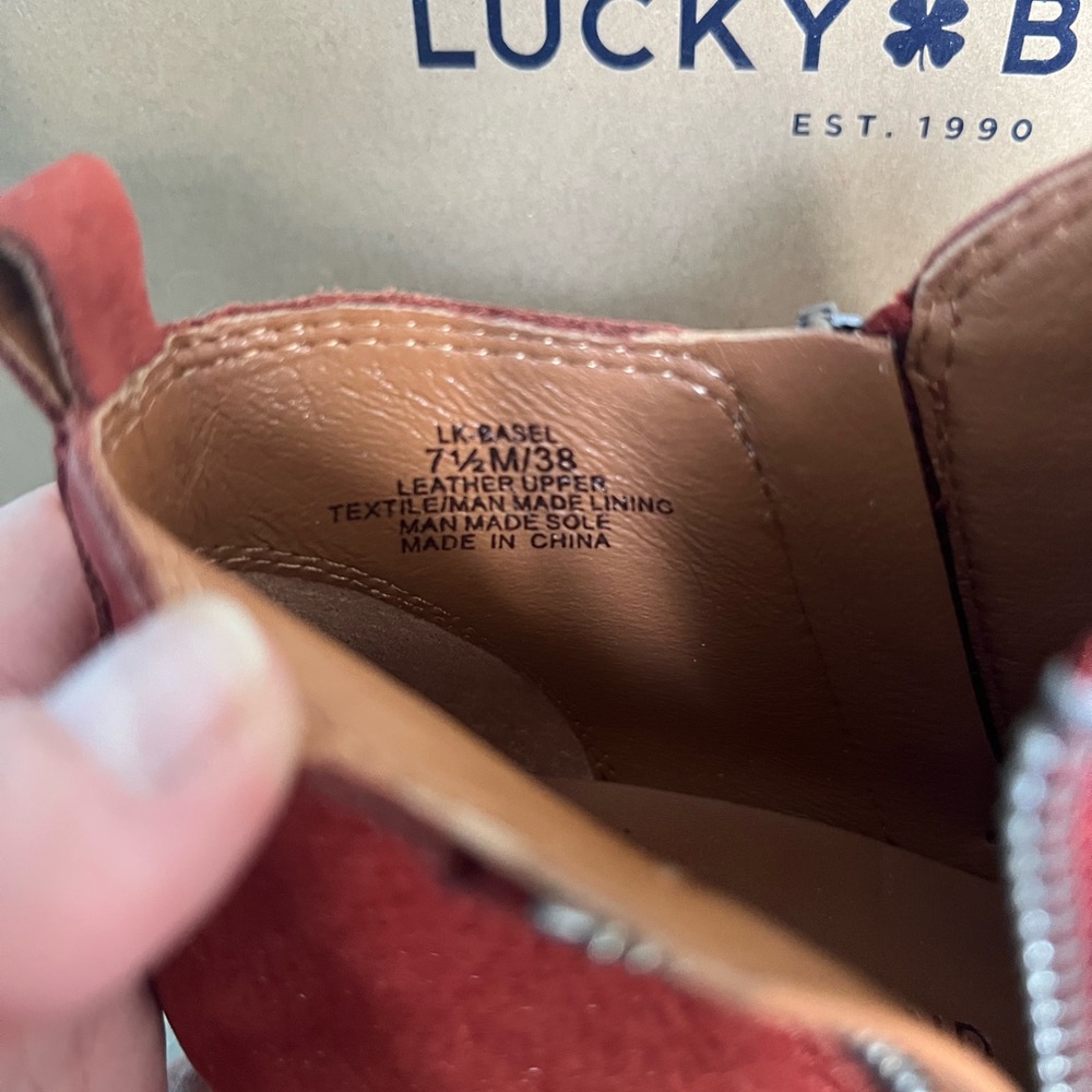 NEW IN BOX Lucky Brand Women's Burgundy Basel Bootie Ankle Booties, Size 7.5M - Picture 9 of 16